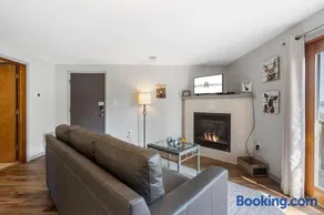 Goose's Gander Suite - Image 1