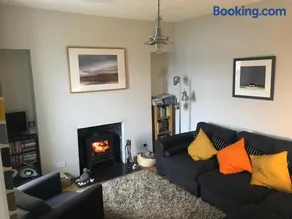 Auchgoyle Bay Cottage - Image 5