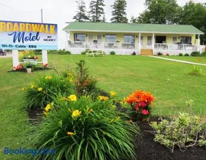Boardwalk Motel - Image 3