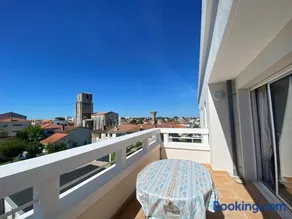 Royan : Appartement 47m², Balcon, Parking privé, Ascenseur - FR-1-738-48 - Image 2