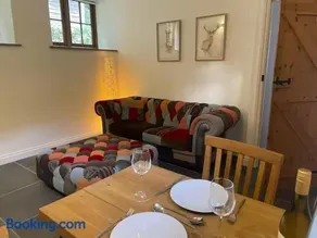 The Cottage - Image 3