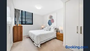Cullen Close - Image 1