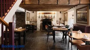 Countryside Converted Barn and Cottages Near Newquay - Image 5