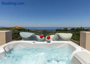 Ark Luxury Suite, Hot tub & Sea Views, by ZanteWize - Image 1