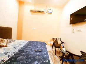 JANNAT 7 - Hotel & Homestay PG with Restaurant & Banquet Hall - Families, Couples & Corporate - Image 1