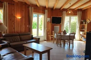 Gîte les 4 saisons - Intérieur bois - Lac de Chalain - Image 2