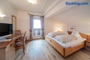Landhotel Gasthof Zum Löwen - Image 4