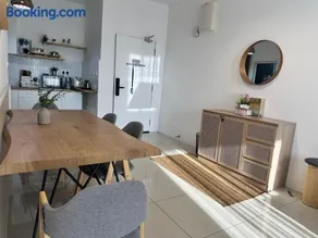 Suasana stay Vista Sentul Residence - Hill View 2R2BR-TV box-WIFI-6 pax - Image 2