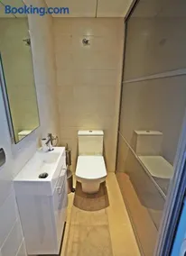 Luxe vakantieappartement aan de jachthaven van Altea met frontaal zeezicht - Image 3