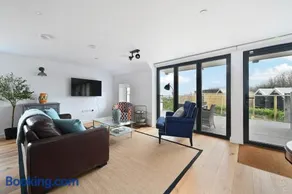 Beach side apartments in Pett Level near Rye in East Sussex - Image 4