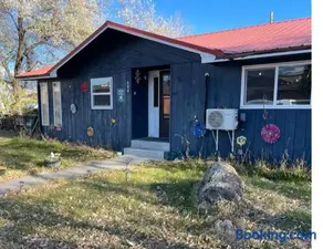 Cute 3 bedroom home in town - Image 2