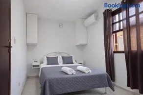 Sobrado, ap condomínio na praia da Enseada Guarujá - Image 3