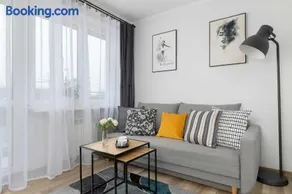 Apartament Idealny Dla Rodzin z Balkonem i Dwiema Sypialniami w Katowicach by Noclegi Renters - Image 2