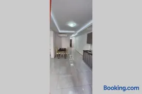 SeaView 2 Double Bedroom Modern APARTMENT - Image 3