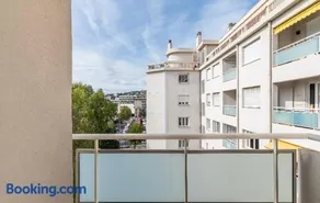 Nice City Center 2 Bedrooms Balcony Air Conditioning - Image 2