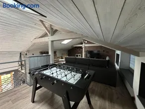 Duplex avec poêle à granulés et garage à motos - Image 2