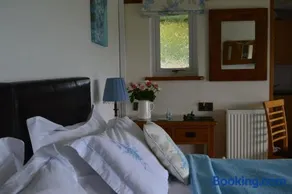 Smithfield Farm Bed & Breakfast - Image 2