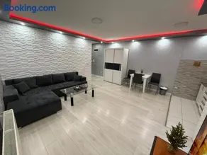 Infinity Apartman Obrenovac, sa parkingom privatnim - Image 3