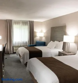 Lomira Inn and Suites - Image 2