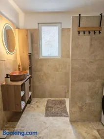 Gite chez Costou - jacuzzi inclus - Image 1