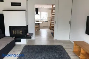 Kleine schöne Doppelhaushälfte - Image 2