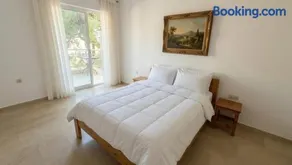 Kineta Suites Prime No4 - Image 4
