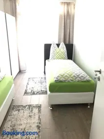 City Apartment - Image 3