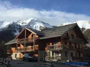 CHALET DE BOIS MEAN - Image 2