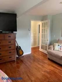 The Jypsy Inn - Journey Apartment Muskoka - Image 4