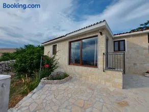 House for rent - Image 1