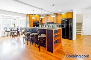 RiverHouse - Image 4