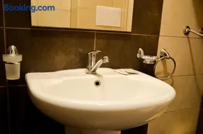 Ivanovi Apartments - Image 5