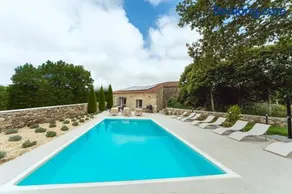 Reverence Villas Avieira - Image 2