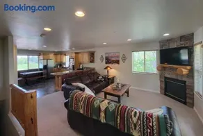 Cowboy Ski Condo Near Powder Mountain Eden Utah All Season Retreat Golf and Ski Resort - Image 2