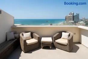 Sea front panoramic duplex roof-top - Image 1