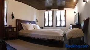 Stefanina Guesthouse - Image 3