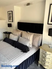 Beautiful Home - Image 4
