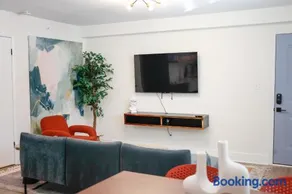 Sojourn's Harborage Jellyfish Suite Near Beach - Image 3