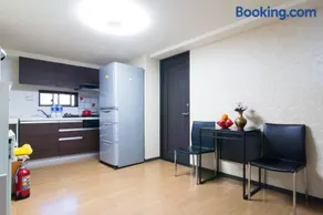 Mochida's Guest House - Image 5