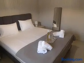 Dimis Apartment - Image 4