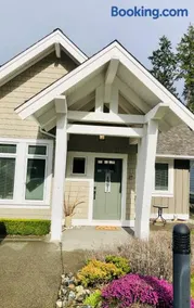 Qualicum Landing Seaside Vill - Image 1