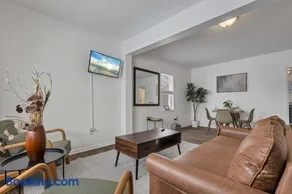 Housepitality - The Southside Ranch - Image 2