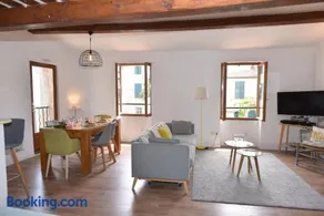 SADE - central, charming, for 6 - Image 2
