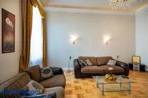 Old Riga 2 Bedroom Vecpilsetas Street Apartment - Image 2