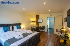 Design-Ferienwohnung direkt am Möhnesee - mit Seeblick, Balkon, Pool und Sauna - Image 1