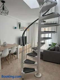 Ático duplex con Vista Mar y Terraza Privada a 200m de la playa hasta 6 personas - Image 3