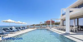 Elmar Bay Villa, Beachfront Luxury Escape with Private pool - Image 2