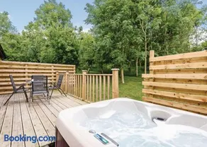 Meadows End Lodges - Image 1