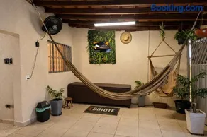 Quarto Quádruplo Família 8 min Aeroporto em pousada - Image 4
