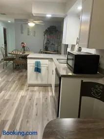 The Flamingo House - Image 3
